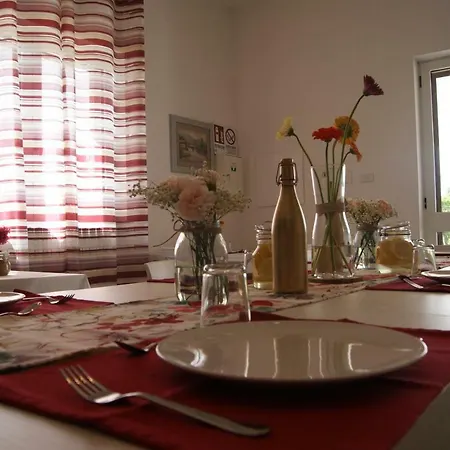 Alojamento de Acomodação e Pequeno-almoço Arome Santeramo in Colle